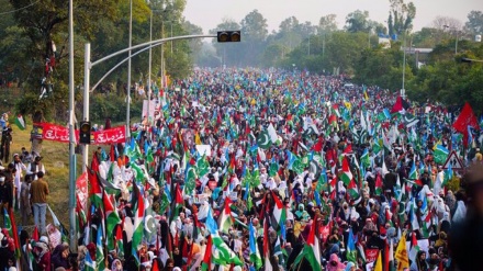 در روز ملی مبارزه با استکبار جهانی؛ راهپیمایی 13 آبان‌ همزمان در تهران و سراسر ایران برگزار شد