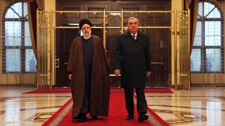 Sambutan Resmi Presiden Tajikistan kepada Mitranya dari Iran (1)