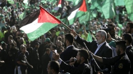 Policia turke përdor gaz lotsjellës në tubimin pro-palestinez jashtë bazës ajrore amerikane