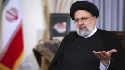 נשיא איראן מפרסם הצהרות לעיתונות על פלסטין