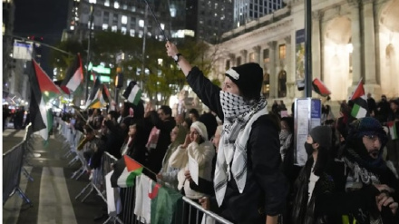 מפגינים פרו-פלסטינים התבצרו בלובי העיתון 