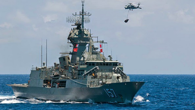 kapal perang Australia