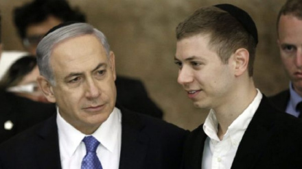 Nuove polemiche per Netanyahu: passaporto diplomatico del figlio Yair