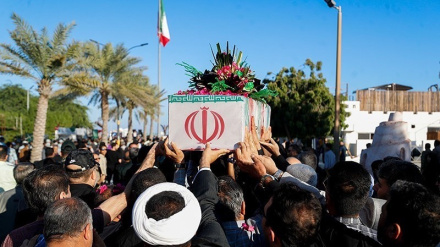 (FOTO) Torna in Iran la salma del martire della Sacra Difesa - 2