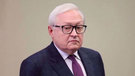 Russia warns US of breakdown in diplomatic relations