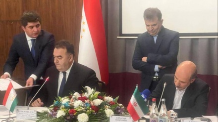 امضای اسناد همکاری میان ایران و تاجیکستان در شانزدهمین اجلاس همکاری‌های دو کشور