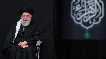 イラン最高指導者出席のもと預言者の娘・ファーティマの追悼儀式が開催