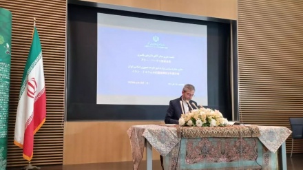 イラン外務次官、「イエメンは国際社会で独立した存在」　訪日中の会見で
