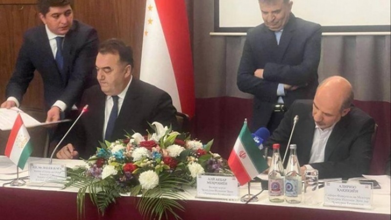 איראן וטג\'יקיסטן מגבירות את שיתוף הפעולה ביניהן