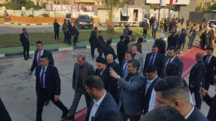 Direniş komutanlarının şehadet yıl dönümü merasimi Bağdat'taki İran büyükelçiliğinde düzenlendi