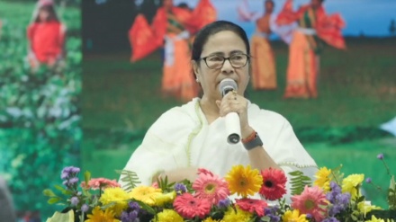 বাংলা কারও কাছে মাথানত করে না, মিথ্যে কথা বলছে কেন্দ্রীয় সরকার: মমতা 