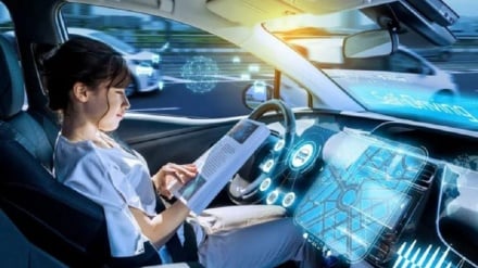 برتانیه کې به په ۲۰۲۶ کې پر سړکونو بې ډریوره موټرې ګرځیدل پیل کړي