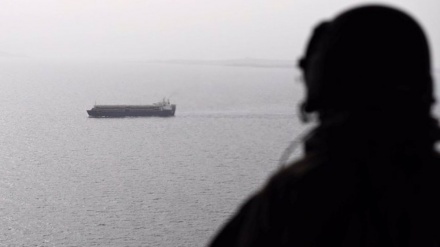 Britisches Schiff vor jemenitischer Küste von Rakete getroffen