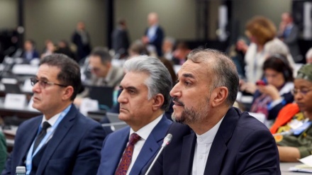 Ministri i Jashtëm iranian thotë se SHBA-të janë fajtore për fluksin e refugjatëve në Azinë Perëndimore dhe Evropë