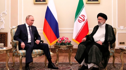 Menlu Iran Ungkapkan Isi Pertemuan antara Raisi dan Putin