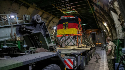 Запад продолжает поджигать Украину; новая оружейная помощь Германии Киеву