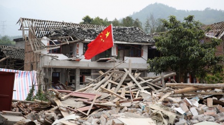 中国北西部地震の死者が130人超え