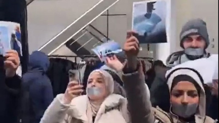 Протест в Берлине против злоупотребления бренда одежды в связи с катастрофой в Газе