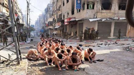 मौसम गर्म हैः फ़िलिस्तीनी क़ैदियों के कपड़े उतरवाने के बारे में नेतनयाहू के सलाहकार का बेशर्मी भरा बयान