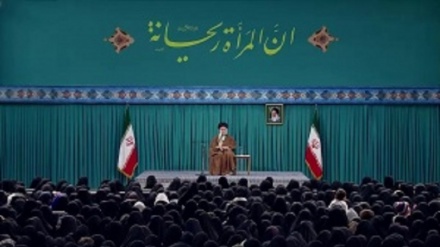 Rewolýusiýanyň ýokary derejeli ýolbaşçysy: Yslamyň aýallar meselesine bolan garaýşy; Logiki we rasional / Günbatar çemeleşmesi; Girdeji gözlemek we lezzet almak