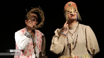 Festivali i 28-të i teatrit në rajone të ndryshme të Iranit/Foto