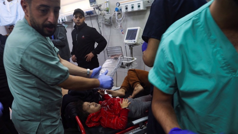  Dozens martyred in Israeli strike on Gaza school as more hospitals encircled 