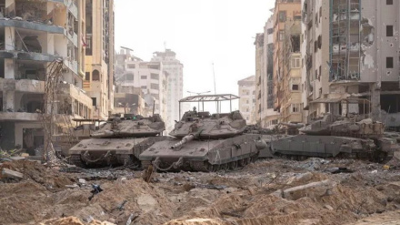 Gaza, carri armati israeliani nel Sud