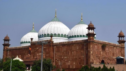  Indian court allows survey of mosque to confirm if it was built on temple 