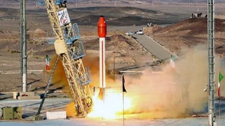 Iran ha lanciato bio-capsula spaziale della produzione nazionale 