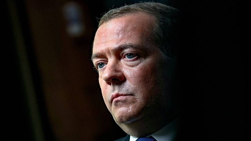 La reazione di Medvedev all'annullamento delle elezioni presidenziali in Ucraina