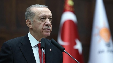 Erdoğan'ın Yahudilerin bayram tebriklerine tepkiler yağdı