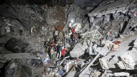 ग़ज़ा पर बर्बर हमलों का 72वां दिन ज़ायोनी शासन की सुबह से जारी बमबारी में 60 शहीद, इस्राईली सेना महत्वपूर्ण ब्रिगेड के एक चौथाई सैनिक हताहत या घायल