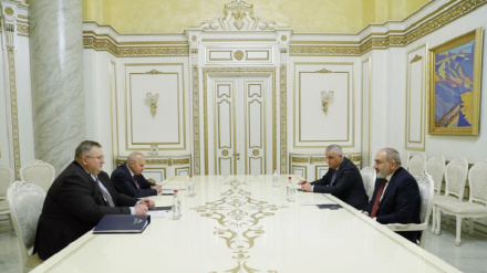 Փաշինյանն ու Օվերչուկը անդրադարձել են տրանսպորտային և տնտեսական հաղորդուղիների ապաշրջափակման հնարավորություններին