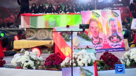 Иранцы прощаются с мучениками войны с ДАИШ