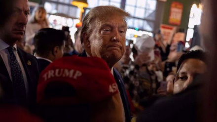 Trump to challenge court rulings removing him from 2024 ballot in 2 states