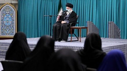 (VIDEO) L'inizio incontro Leader con le donne iraniane