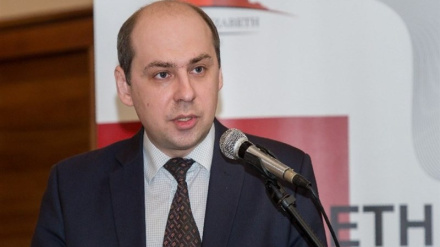  د نړیوالو جنایتونو محکمه د امریکا په لاس کې لوبتکه ده