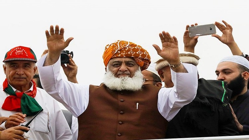 مولانا فضلالرحمن د ملا هبتالله په بلنه افغانستان ته سفر کوي