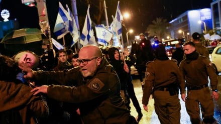 הפגנות נגד ממשלת דמים