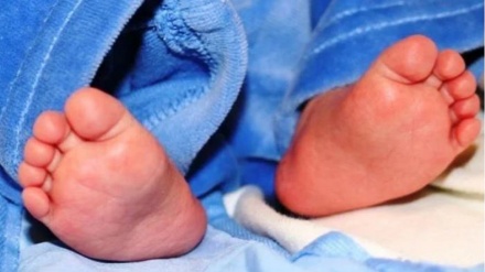 د لور د زیږیدو هیله مند او د دوه زامنو پلار؛ خپل درېیم زیږیدلی زوی وواژه