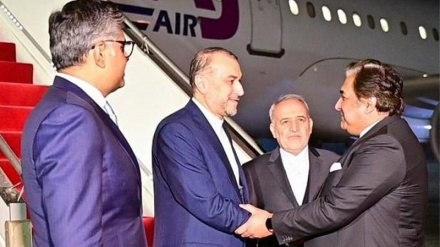 سفر وزیر امور خارجه ایران به پاکستان