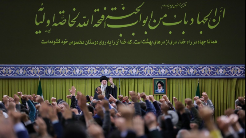 Rahbar bertemu Panitia Penyelenggara Kongres 24.000 Syuhada Tehran