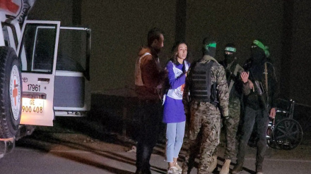 د صهیونیسټي اسیرانو کورنیو، د بندیانو د تبادلې لپاره د یوې موافقې پر ضرورت ټینګار وکړ