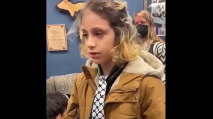 米上院議員に少女が質問、「私はパレスチナ人の子供とは違うか？」
