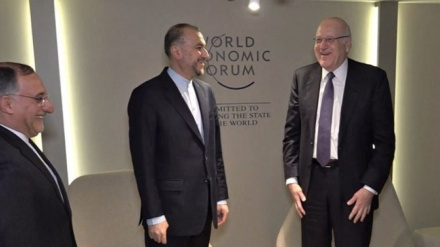 אמיר עבדולהיאן קיים שיחות עם רה