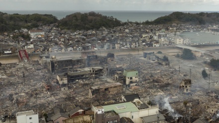Japan faces ‘race against time’ to find quake survivors as death toll rises
