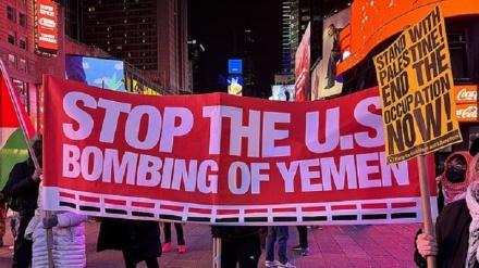 米NYタイムズスクエアで反戦デモ実施、米のイエメン空爆を非難