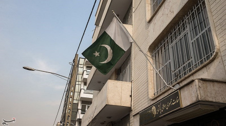 د تهران اواسلام اباد اړیکي د سیمې د سولې لپاره حیاتي دي 