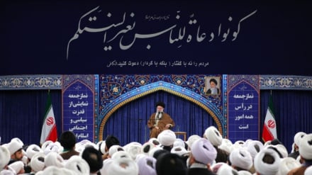Ayetulah Hamenei: Halkın varlığı olmadan İslami hedeflere ulaşmak mümkün değildir