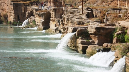 Atraksione turistike, historike dhe natyrore të Iranit